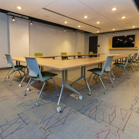 Aloft St. Louis Cortex Екстер'єр фото