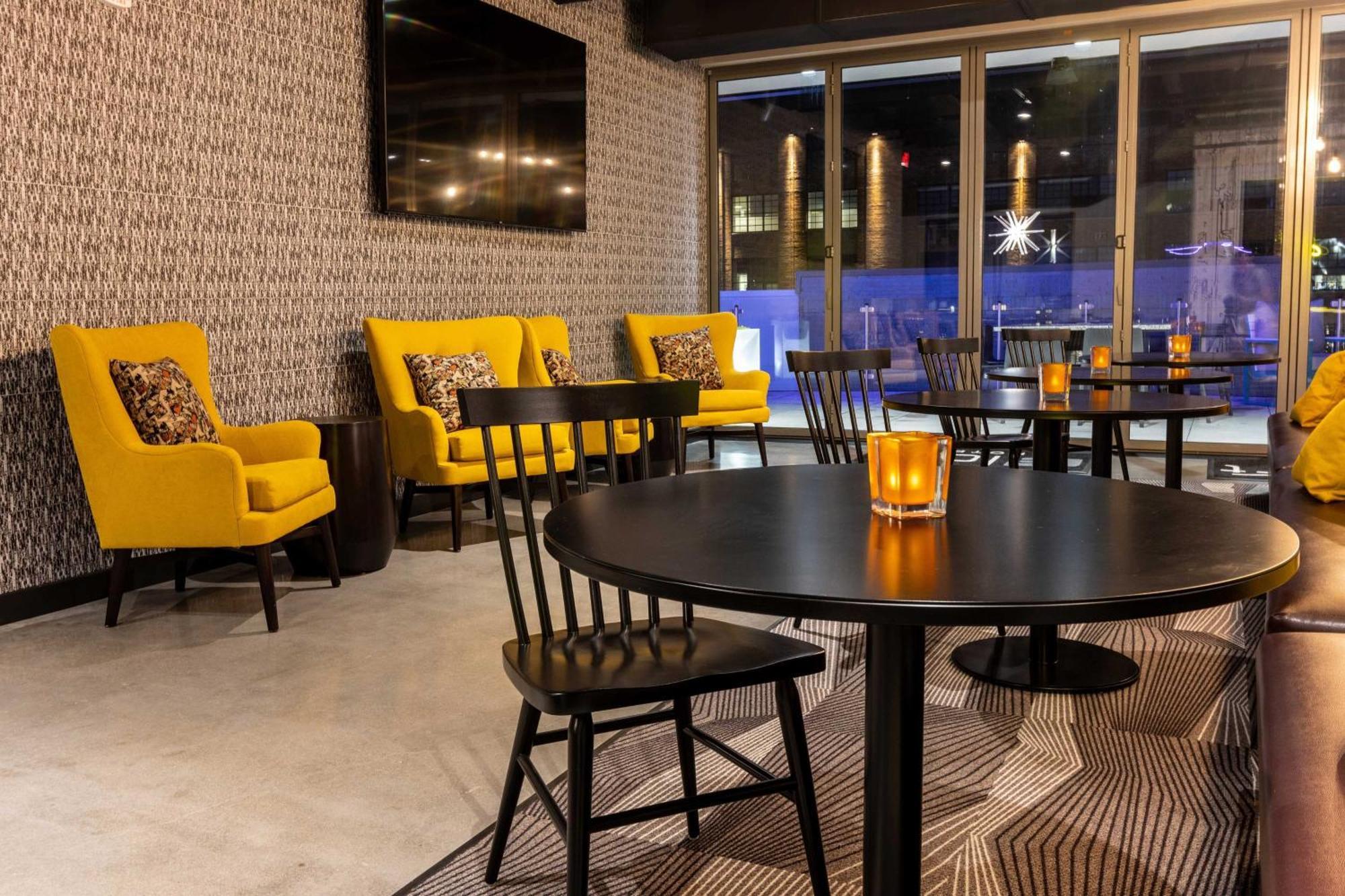 Aloft St. Louis Cortex Екстер'єр фото